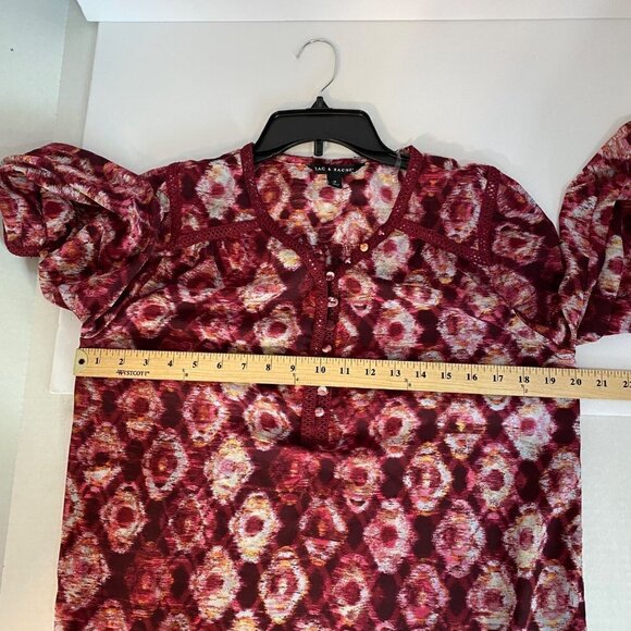 Zac and Rachel Burgundy and White Popover Blouse Size Medium - Picture 9 of 10